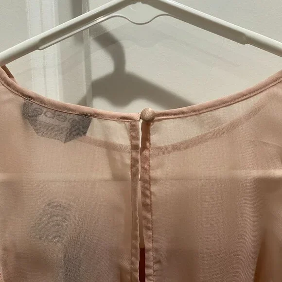 🎉 HOST PICK 🎉 Bebe Ruffle Short Sleeve Cold Shoulder Satin Top Size 12 NWT - Picture 6 of 11